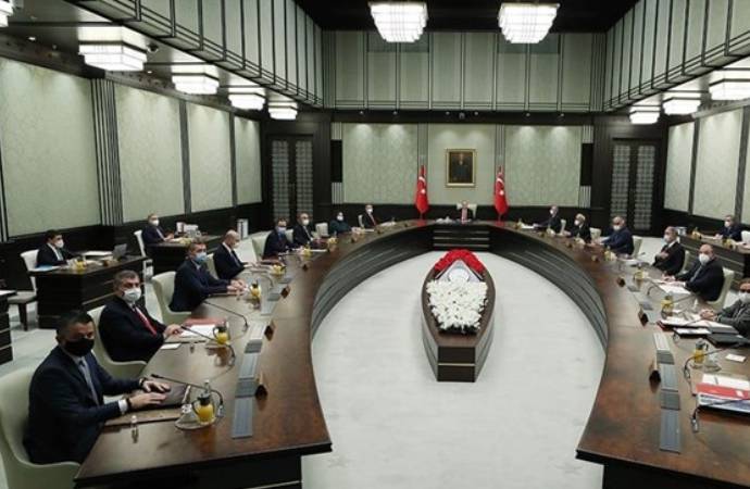 Kabine toplantısı başladı: Kısıtlamalar masada