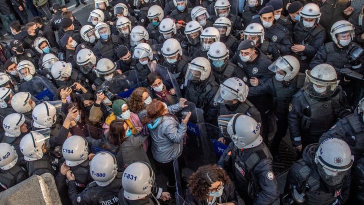 Emniyet, Boğaziçi protestosuna katılanların ailelerini yine aradı