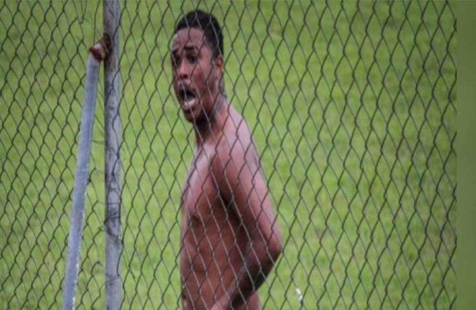 Golü kutlarken cinsel organını gösteren futbolcuya ceza
