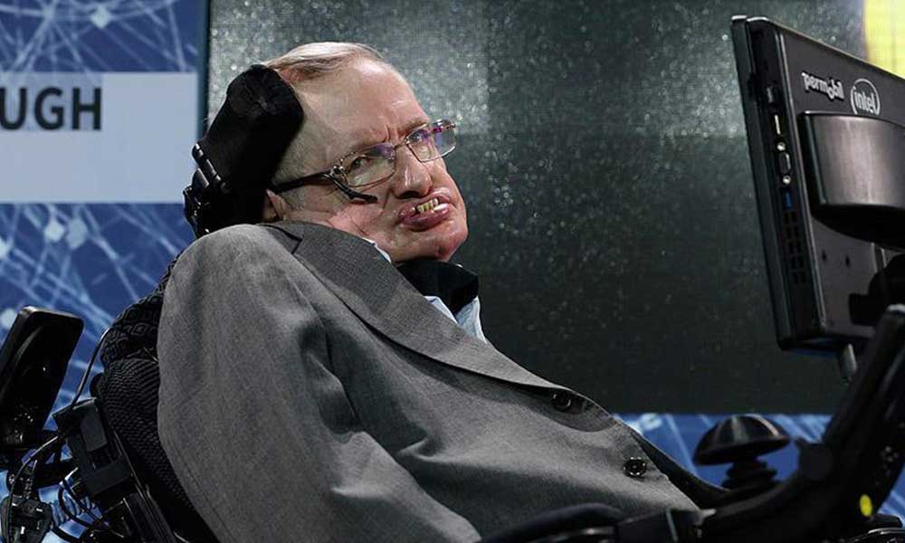 Stephen Hawking’in en yakın arkadaşı: Uzaylılar Dünya’ya 5 yıl önce indi