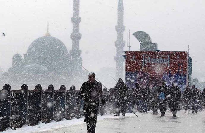 İstanbul Valiliği’nden yeni kar yağışı uyarısı