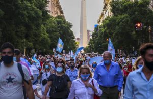 Arjantin’de VİP aşı skandalı halkı ayaklandırdı
