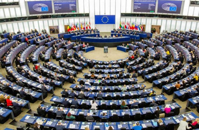 Avrupa Parlamentosu Türkiye’yi kınadı!