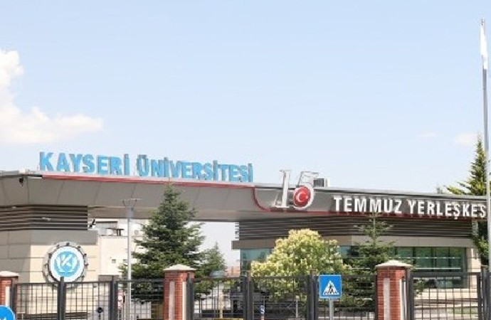 Kayseri Üniversitesi Rektörürü’nü lüks araç sevdası