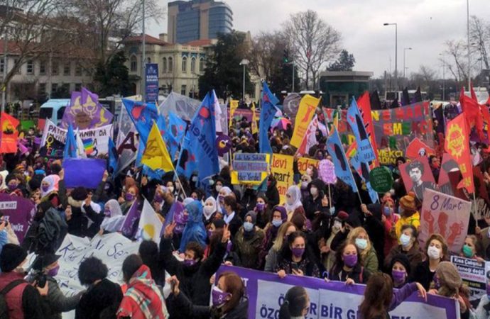 Kadınlar Kadıköy’de: Özgür bir gelecek, özgür kadınlarla gelecek
