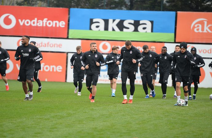 Beşiktaş’ta Fenerbahçe derbisi hazırlıkları devam ediyor