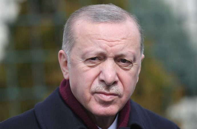 Erdoğan: Karar almakta zorlanıyoruz