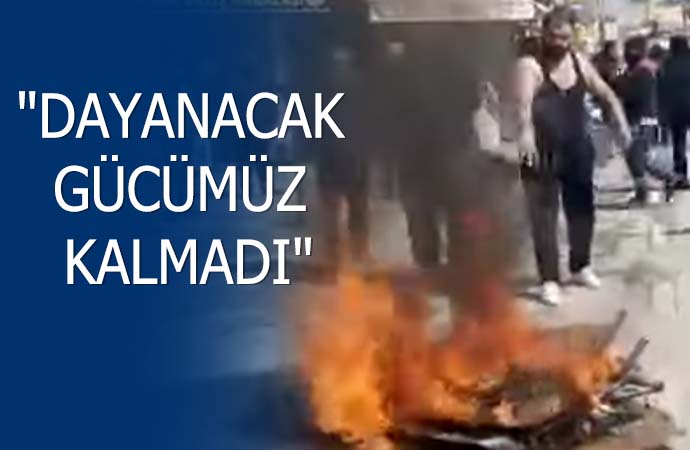 AKP’nin kalesinde esnaf masa ve sandalyeleri ateşe verdi