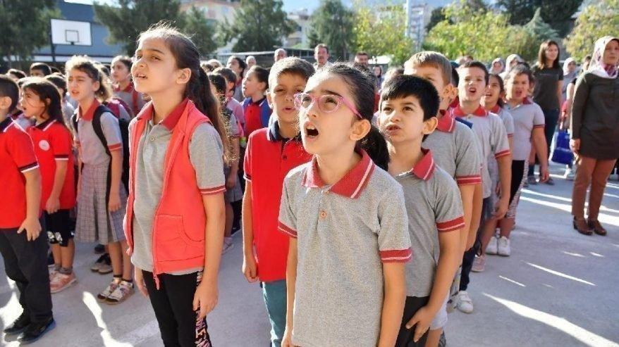 Danıştay’dan iki kritik karar: Andımız okunmayacak, Atatürk kabartmaları çıkarılacak