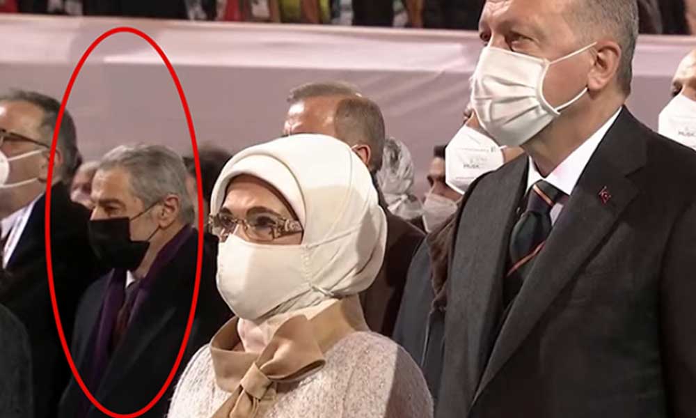 AKP kongresinde kameralara takılan sürpriz isim