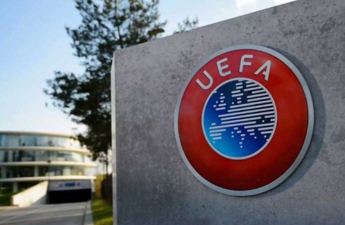 UEFA’dan seyirci kararı