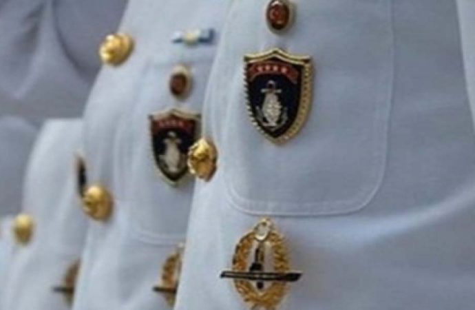 103 emekli amiralin görevdeki askerlerle bağlantısı tespit edilemedi