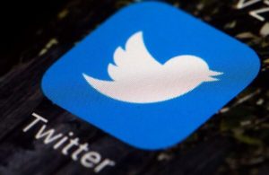 Twitter ‘Bir erkek hamile kalamaz’ paylaşımını yapan vekilin hesabını askıya aldı