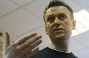 Rus muhalif lider Navalni, hapishanedeki açlık grevini sonlandırıyor