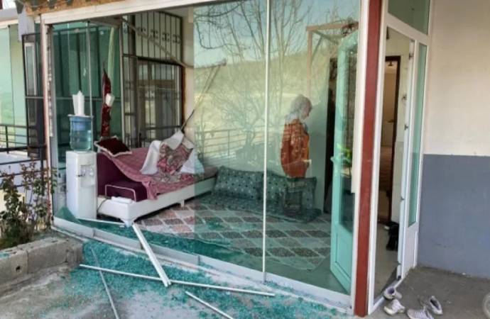 Lice’de elektrik kesintisinin ardından bir ev tarandı