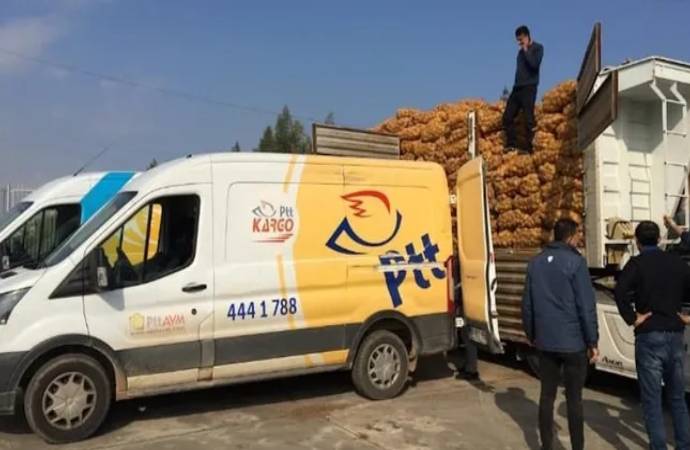 “PTT çalışanları patates soğan çuvallarını taşımaya zorlanıyor”