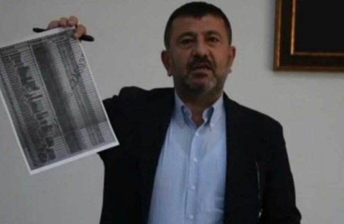 CHP’li Ağbaba, AKP’li belediyenin Almanya’ya gönderdiği ve geri dönmeyen kişilerin listesini paylaştı