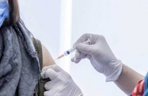 55 yaş üstü aşılama süreci başladı: Aşı randevusu nasıl alınır?