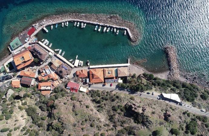Assos Antik Limanı’nda turistik tesisler kapatıldı