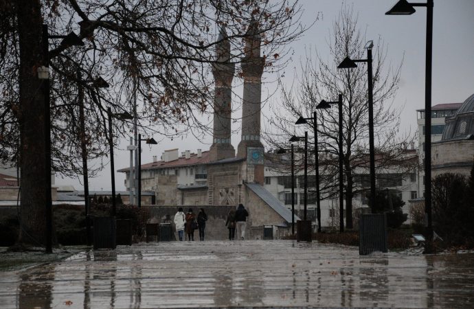 Sivas’ta dolu yağışı etkili oldu