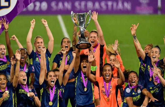UEFA, Kadınlar Şampiyonlar Ligi’nde değişikliğe gitti