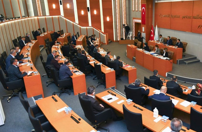 Bir saray ittifakı ortaklığı daha! Kadınlara avukat desteği AKP MHP oylarıyla reddedildi