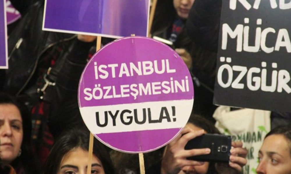 Kadınlar, İstanbul Sözleşmesi’nden vazgeçmiyor!