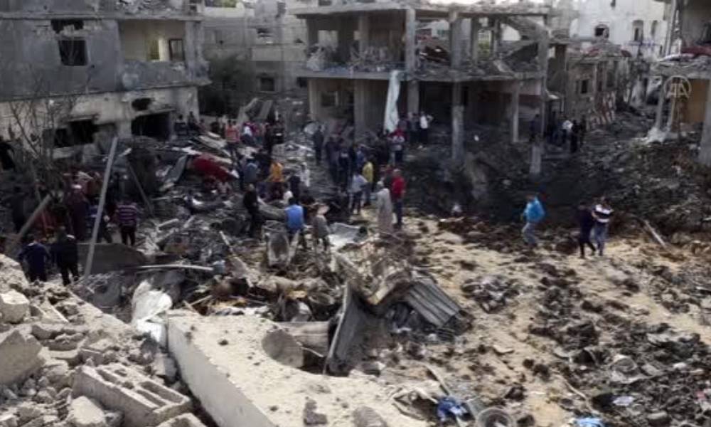 İsrail’in Gazze saldırılarında hayatını kaybedenlerin sayısı 212’ye yükseldi