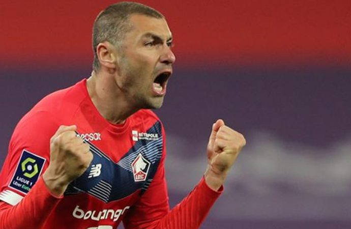 Burak Yılmaz Ligue 1’de ayın oyuncusu seçildi