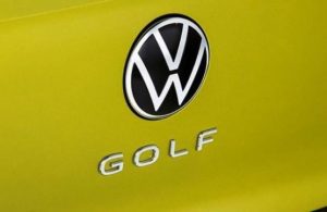 Sıfır Volkswagen Golf fiyatı iyice yükseldi