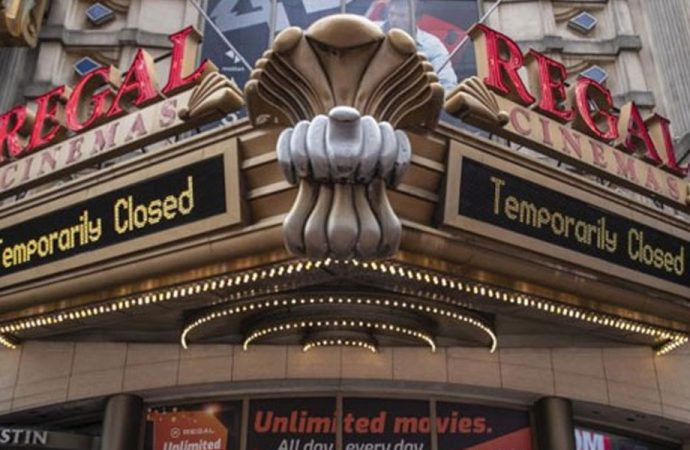 İngiltere’den iyi haber: Sinema ve tiyatro salonları açılıyor