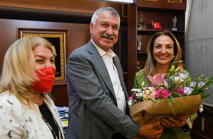 CHP Kadın Kolları Genel Başkanı Aylin Nazlıaka, Başkan Zeydan Karalar’ı ziyaret etti