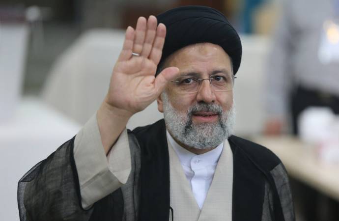 İran’ın yeni cumhurbaşkanı belli oldu