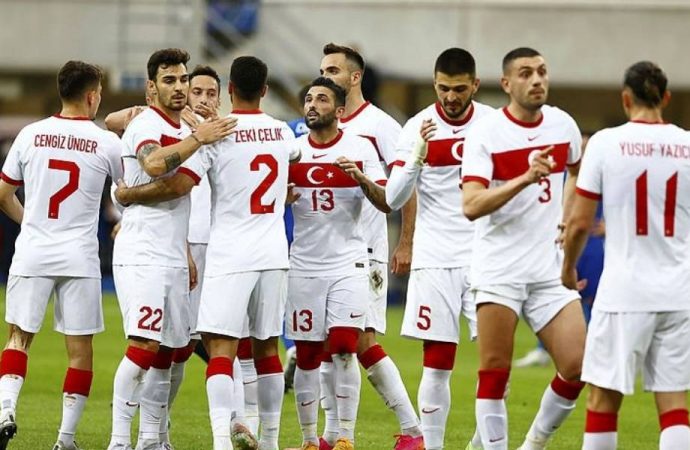 Türkiye-İtalya maçında ilk 11’ler belli oldu