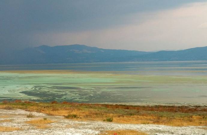 Burdur Gölü’nün rengi değişti