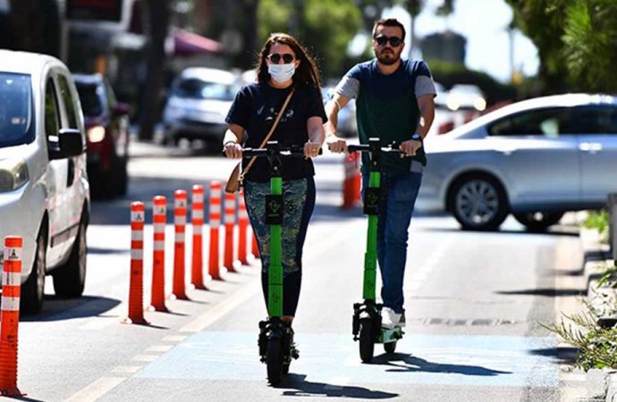 Elektrikli scooter kullanıcıları dikkat! İstanbul’da düzenleme geldi