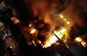 Halkalı’daki bir fabrikada yangın çıktı