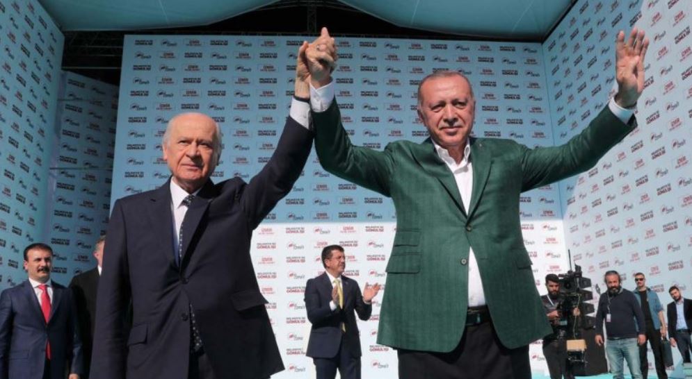 Gündem yaratacak kulis! “Erdoğan’a ‘MHP’den vazgeç’ dediler”