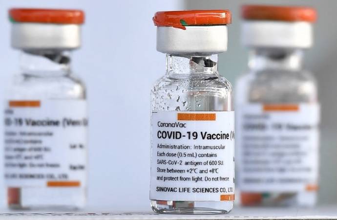 Bilim Kurulu Üyesi’nden itiraf gibi ‘Sinovac aşısı’ açıklaması