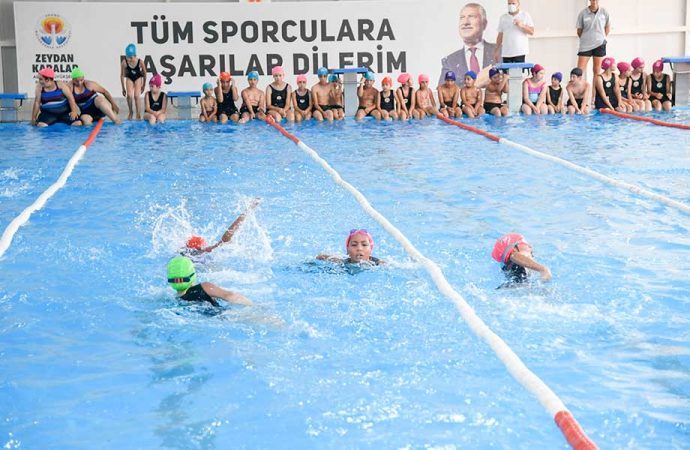 Büyükşehir’den ücretsiz yüzme kursu