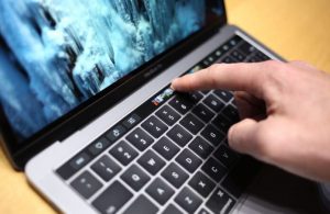 2021 MacBook Pro’larda Touch Bar özelliği olmayabilir