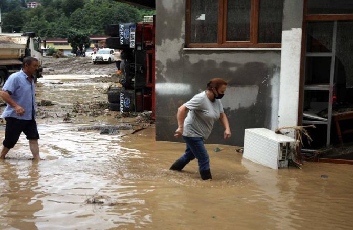 Artvin’de sel: 1 kişi kayıp, 430 ev ve iş yerini su bastı