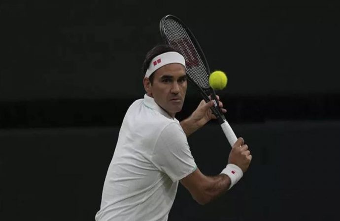 Federer Wimbledon’da çeyrek finale yükseldi