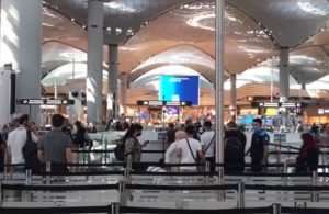 Havalimanlarında Kurban Bayramı tatili dönüş yoğunluğu