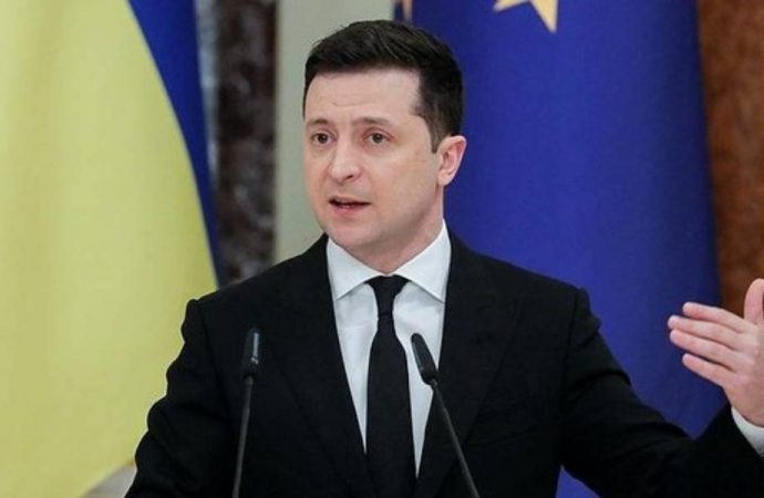 Ukrayna Devlet Başkanı: Yangınla mücadele uçağımız yarın Türkiye’ye uçacak