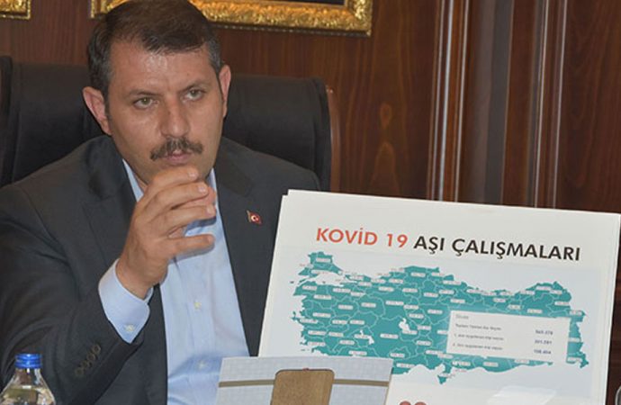 Sivas Valisi Ayhan: Aşı olmamak kul hakkı