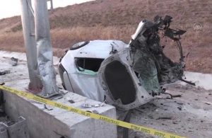 Aksaray’da otomobil şarampole devrildi: 2 ölü, 1 yaralı