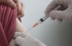 Fransa’da 12-17 yaş için Moderna aşısının kullanımı onaylandı