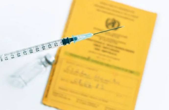 AB’nin aşı sertifikası resmen yürürlüğe girdi
