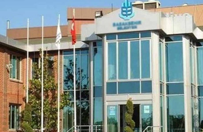 AKP’li belediye 2021 bütçesini 6 ayda tüketti!